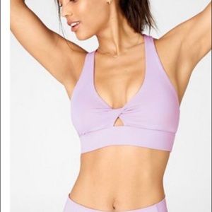 Fabletics Oasis Twist Front Sports Bra